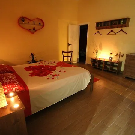 La Rosa Blu 2 Bed and Breakfast