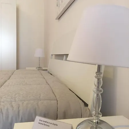 La Rosa Blu 2 Bed and Breakfast