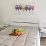 La Rosa Blu 2 Bed and breakfast 3*