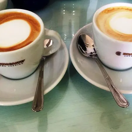 拉罗萨布2酒店 住宿加早餐酒店 圣埃拉莫因科莱