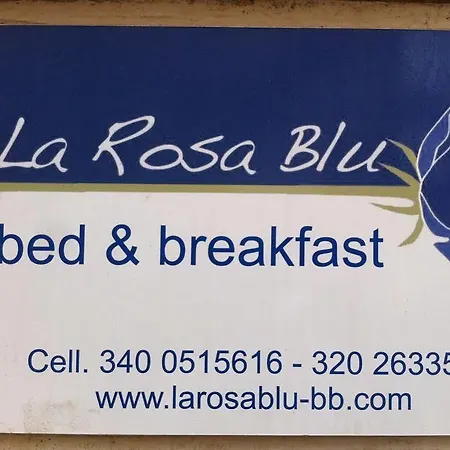 Bed & Breakfast La Rosa Blu 2 *
